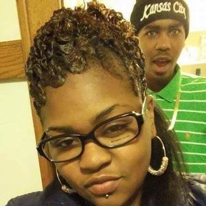 Meet your Posher, Lakeisha